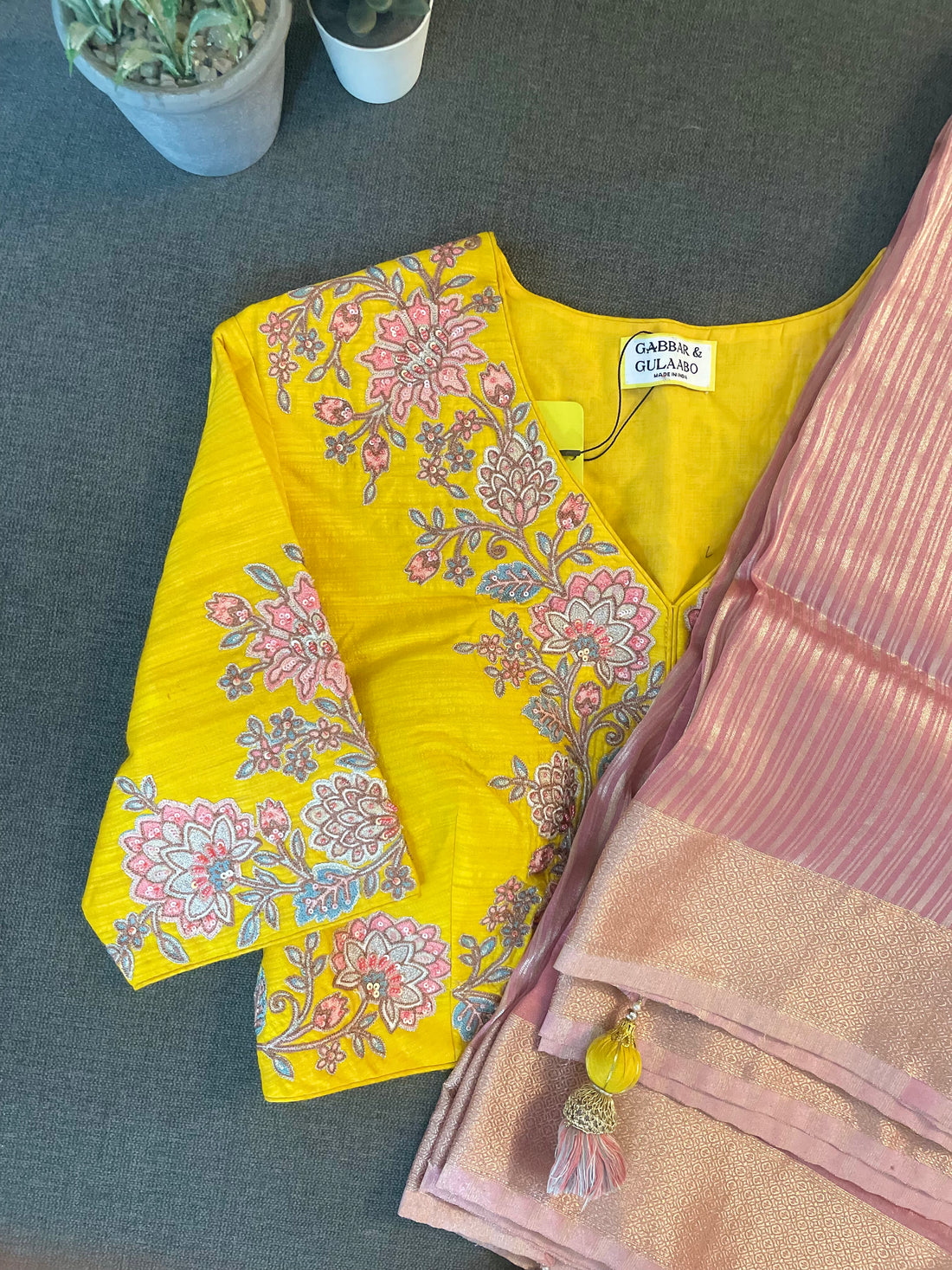 Gul Kora Banarsee Saree